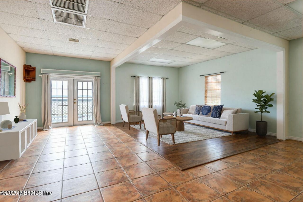 10 Central Avenue, Crescent City, FL 32112 Photo