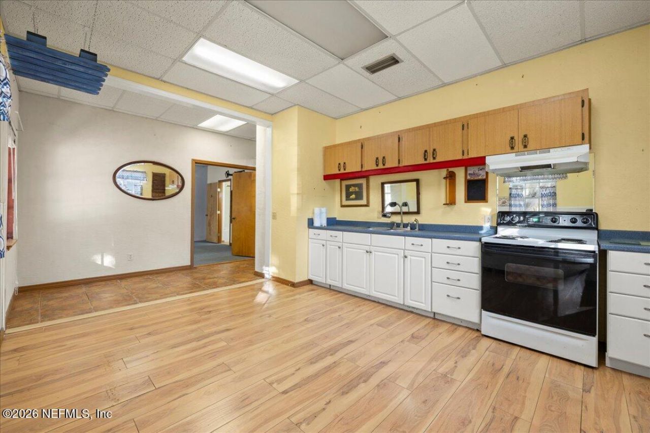 10 Central Avenue, Crescent City, FL 32112 Photo