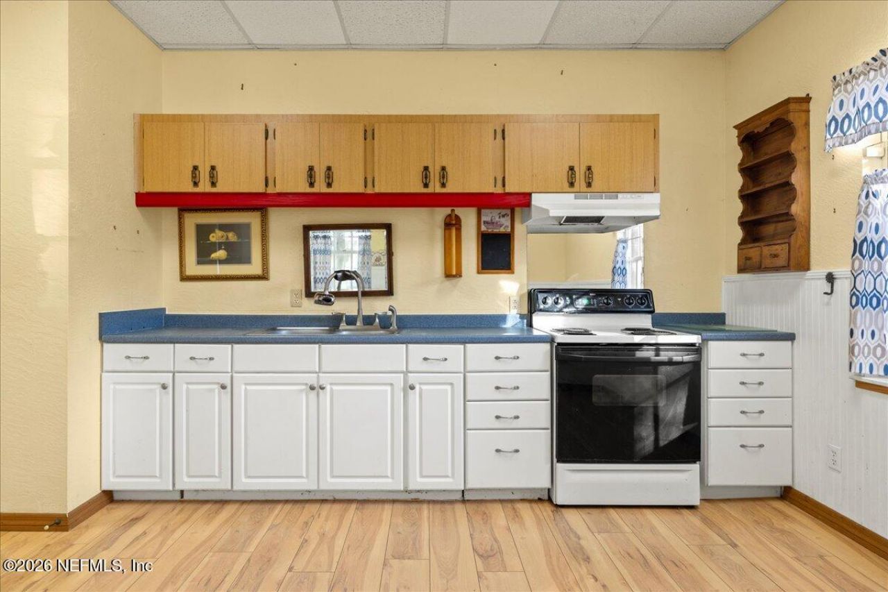 10 Central Avenue, Crescent City, FL 32112 Photo