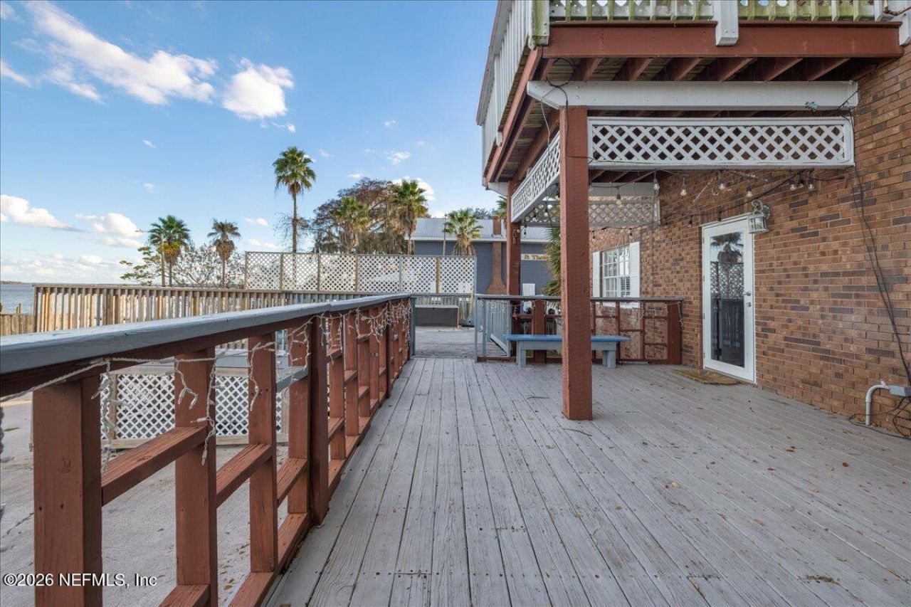 10 Central Avenue, Crescent City, FL 32112 Photo