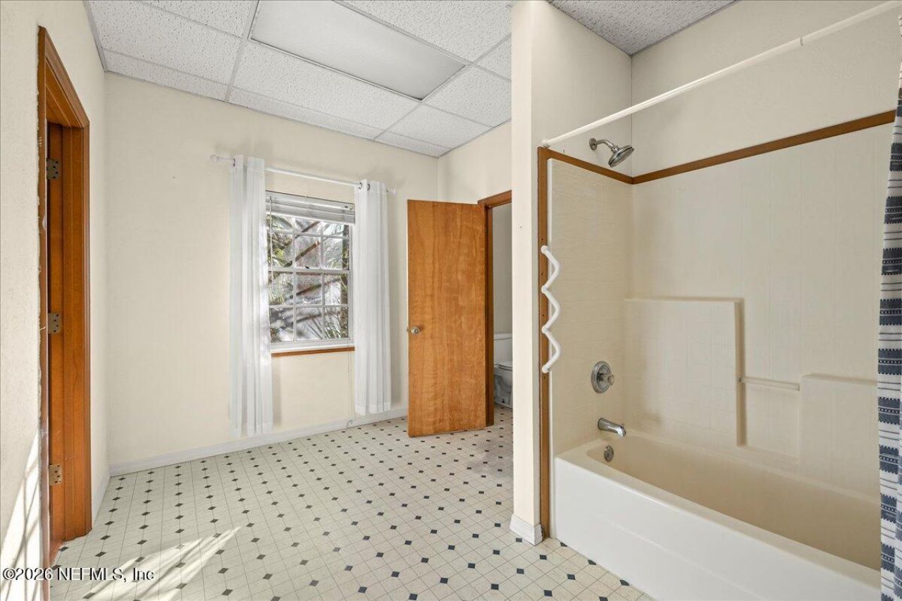 10 Central Avenue, Crescent City, FL 32112 Photo