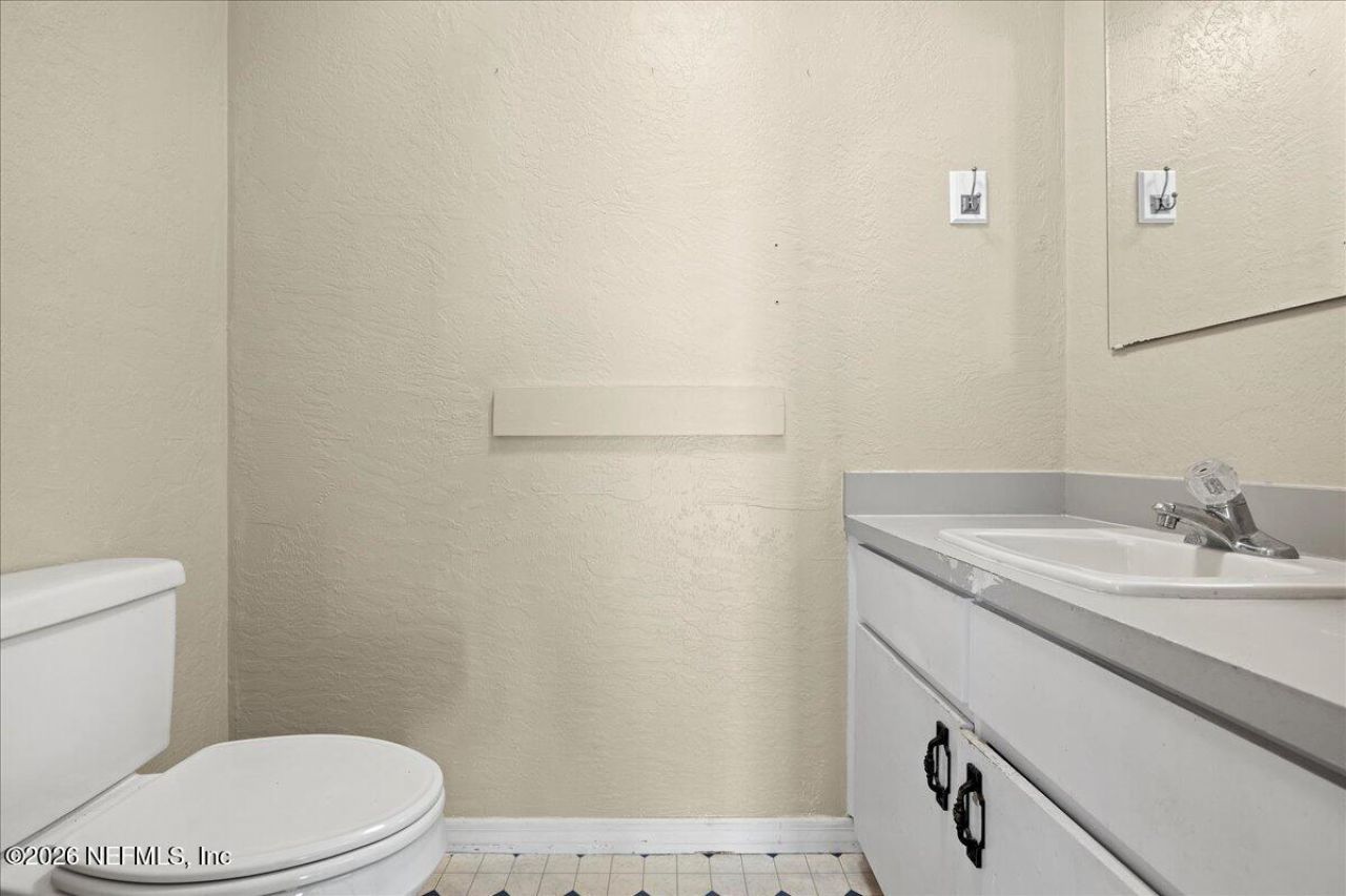 10 Central Avenue, Crescent City, FL 32112 Photo