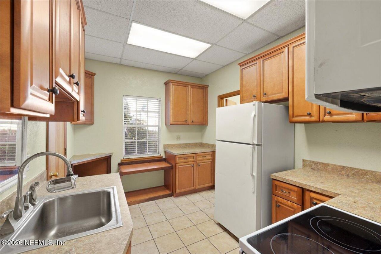 10 Central Avenue, Crescent City, FL 32112 Photo