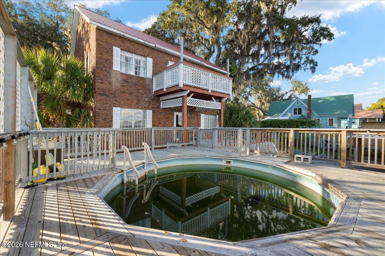 10 Central Avenue, Crescent City, FL 32112 Photo