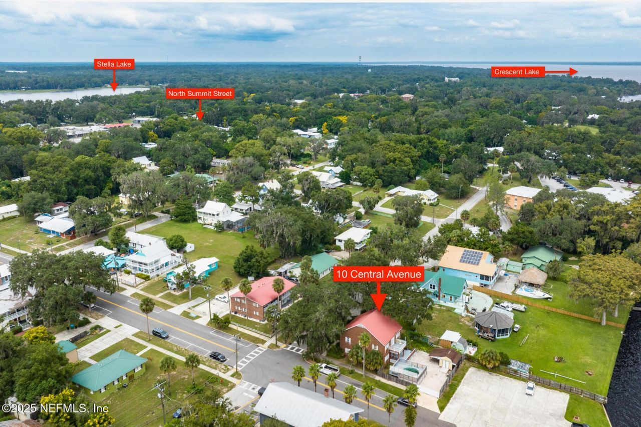 10 Central Avenue, Crescent City, FL 32112 Photo