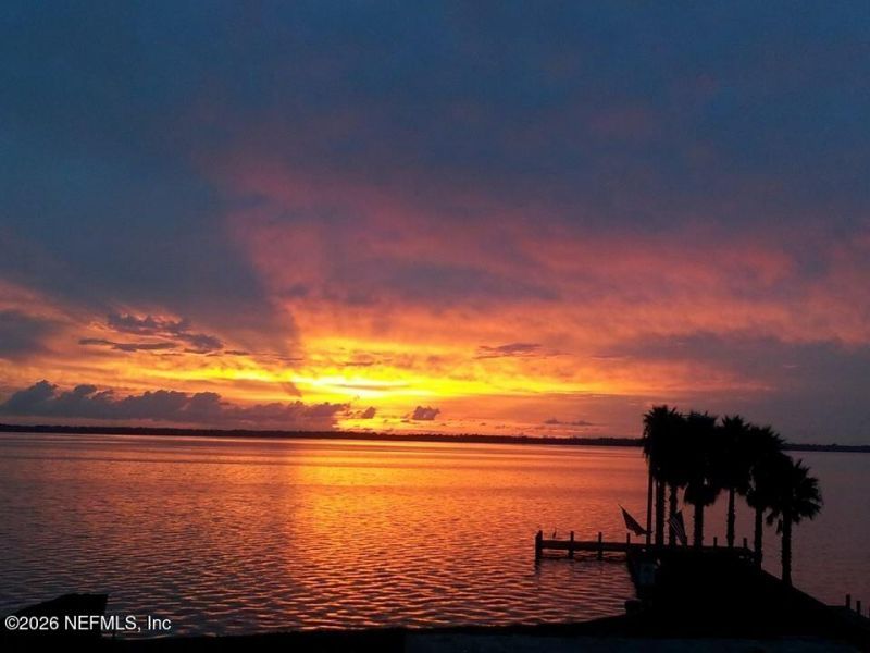 10 Central Avenue, Crescent City, FL 32112 Photo