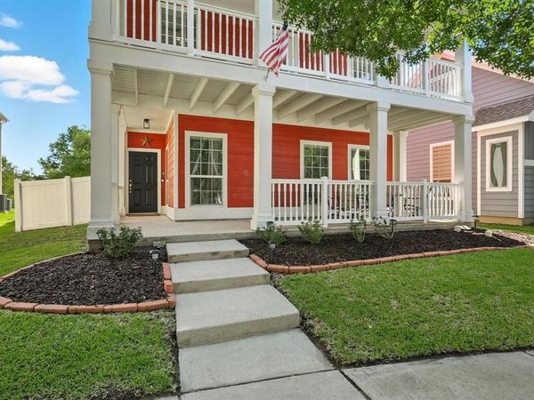 1624 Sea Pines Drive, Savannah, TX 76227