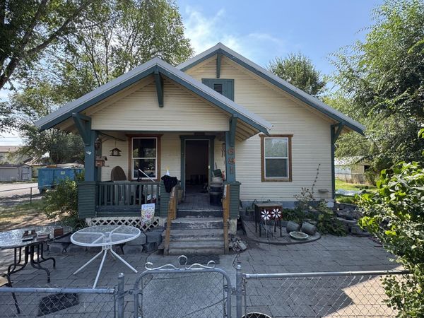 691 E Madison Street, Burns, OR 97720