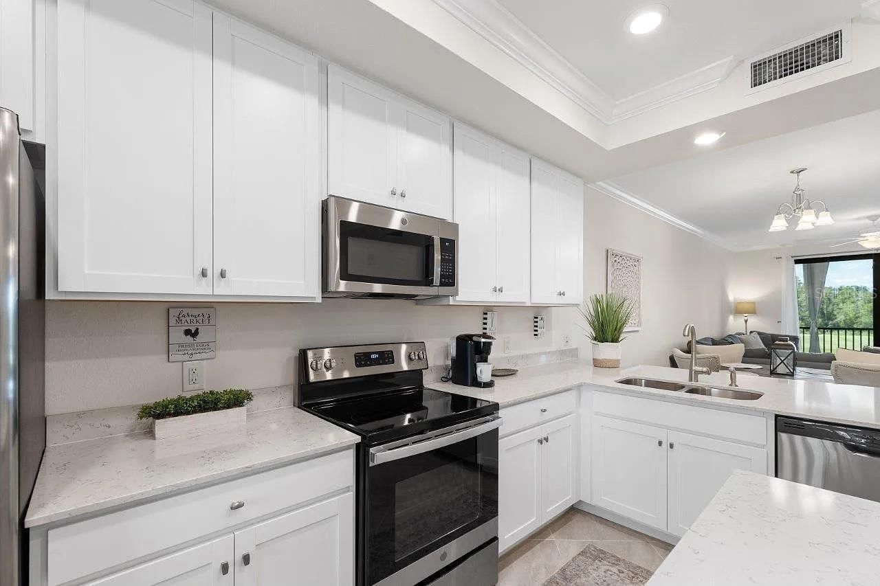 17724 Gawthrop Drive, Unit 204, Bradenton, FL 34211 Photo