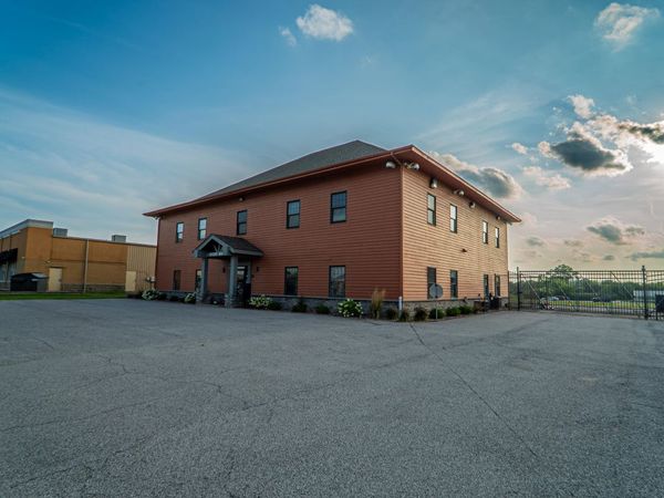 8420 Indiana Street, Merrillville, IN 46410