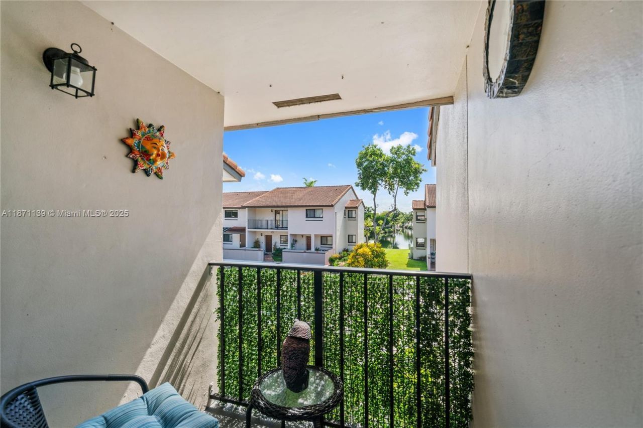 13412 SW 62nd St, Unit 103M, Miami, FL 33183 Photo