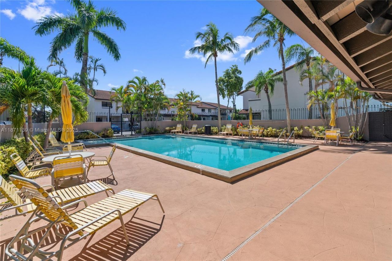 13412 SW 62nd St, Unit 103M, Miami, FL 33183 Photo