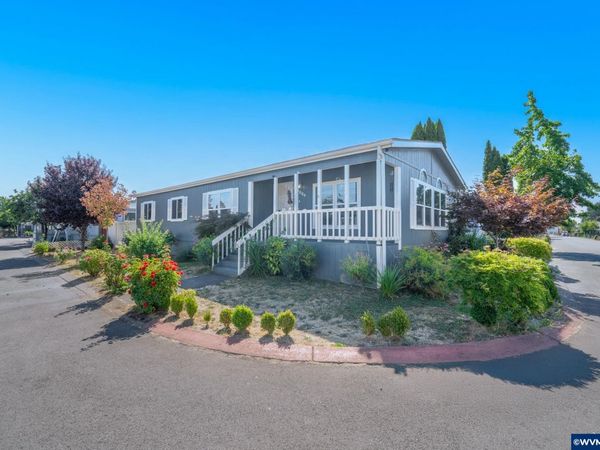 5064 Silver Lp NE, Salem, OR 97305