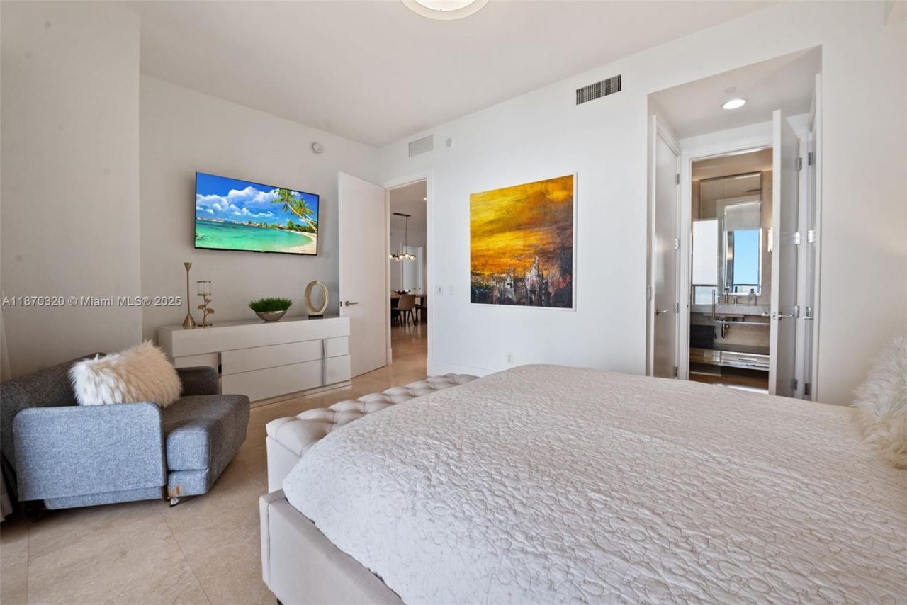 9705 Collins Ave, Unit 1104N, Bal Harbour, FL 33154 Photo