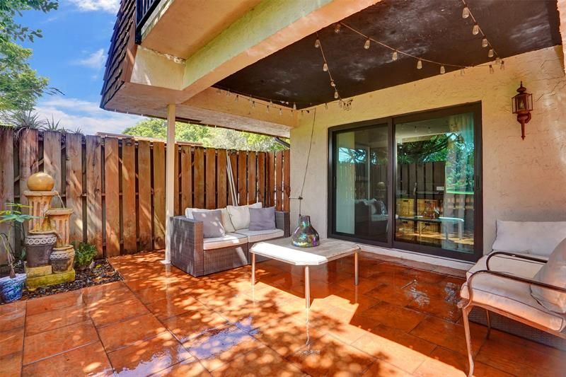 2070 SW 90th Avenue, Unit C-14, Davie, FL 33324 Photo