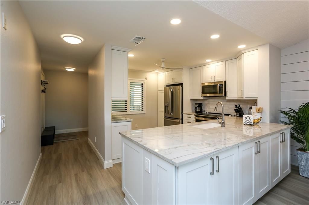 5733 Deauville Cir, Unit G308, Naples, FL 34112 Photo