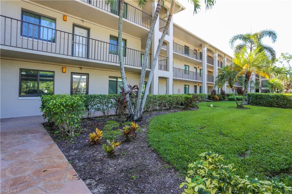 5733 Deauville Cir, Unit G308, Naples, FL 34112 Photo