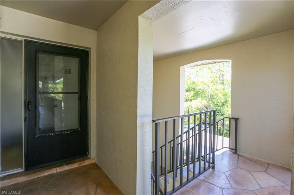 5733 Deauville Cir, Unit G308, Naples, FL 34112 Photo