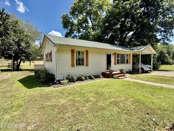 424 Mary Kay Drive, Troy, TN 38260