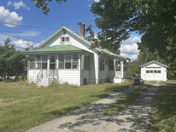 14 Nash Street, Dixfield, ME 04224