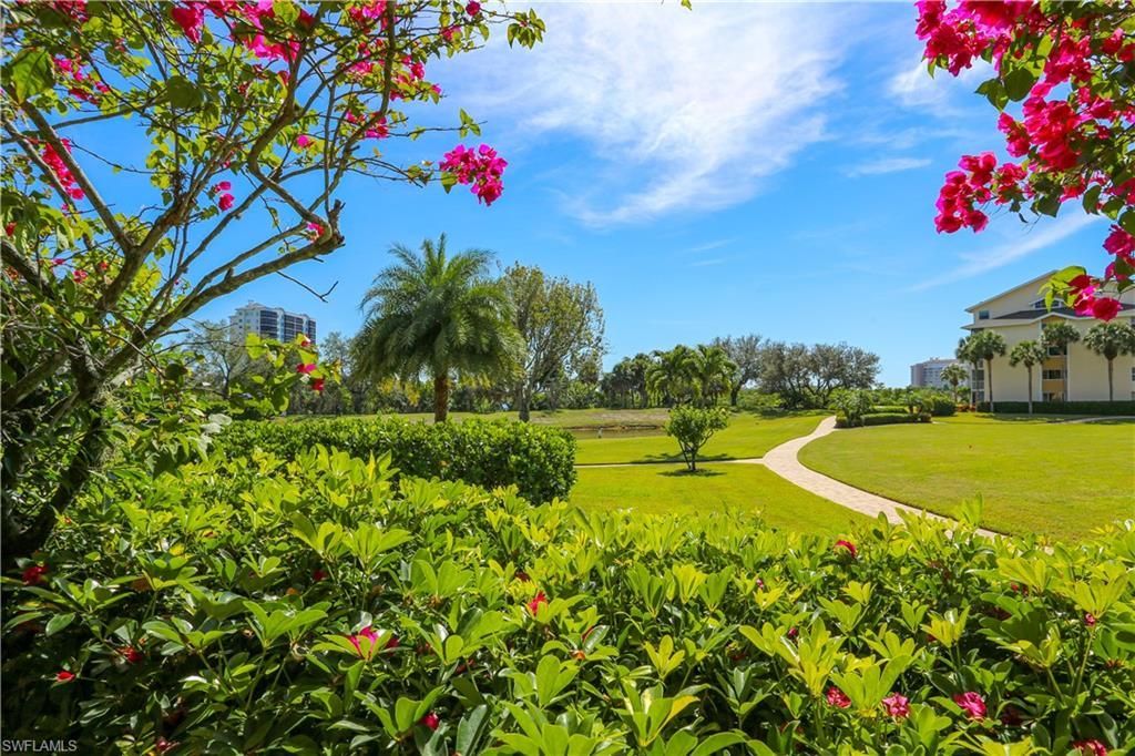 360 Horse Creek Dr, Unit 108, Naples, FL 34110 Photo