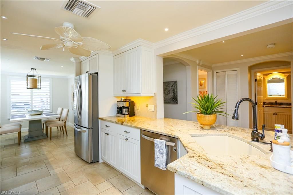 360 Horse Creek Dr, Unit 108, Naples, FL 34110 Photo