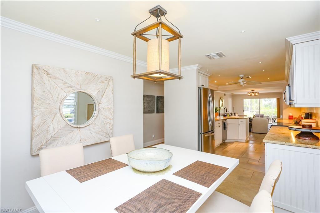 360 Horse Creek Dr, Unit 108, Naples, FL 34110 Photo