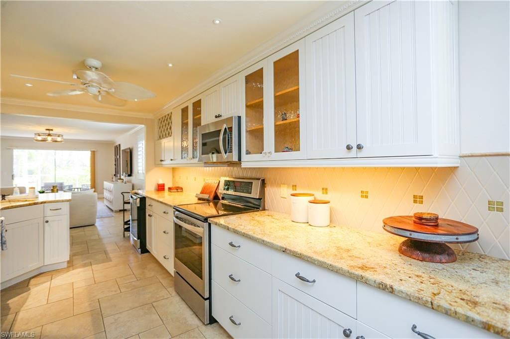 360 Horse Creek Dr, Unit 108, Naples, FL 34110 Photo