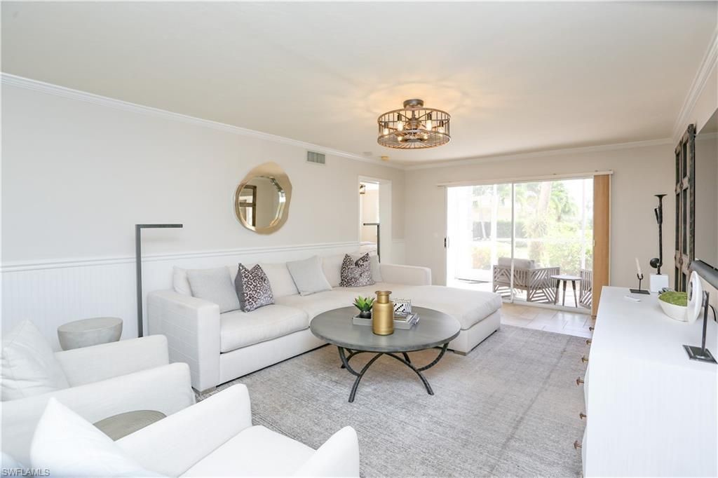 360 Horse Creek Dr, Unit 108, Naples, FL 34110 Photo