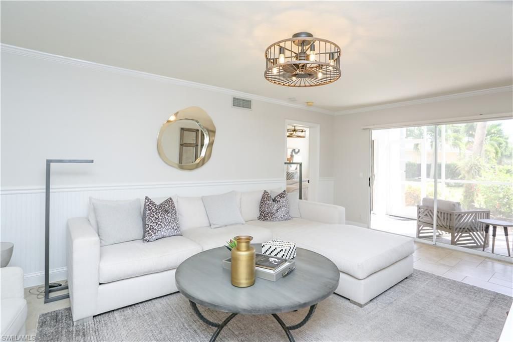360 Horse Creek Dr, Unit 108, Naples, FL 34110 Photo