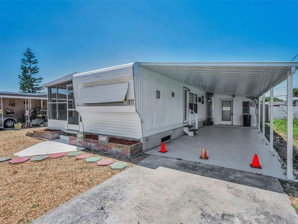 1917 HESS DRIVE, HOLIDAY, FL 34691