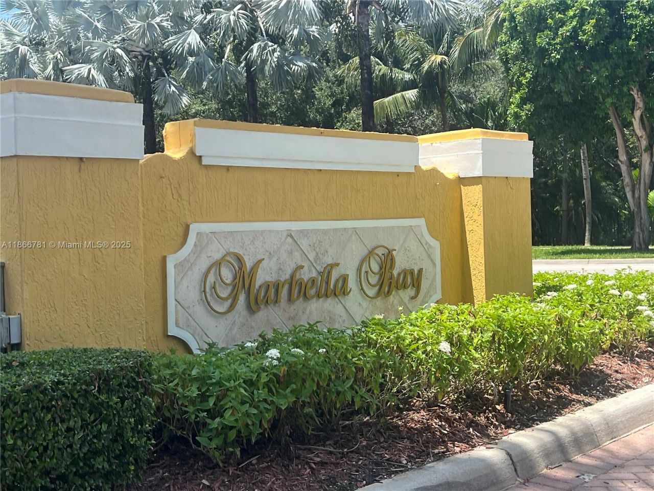 4287 NE 9th St, Homestead, FL 33033 Photo