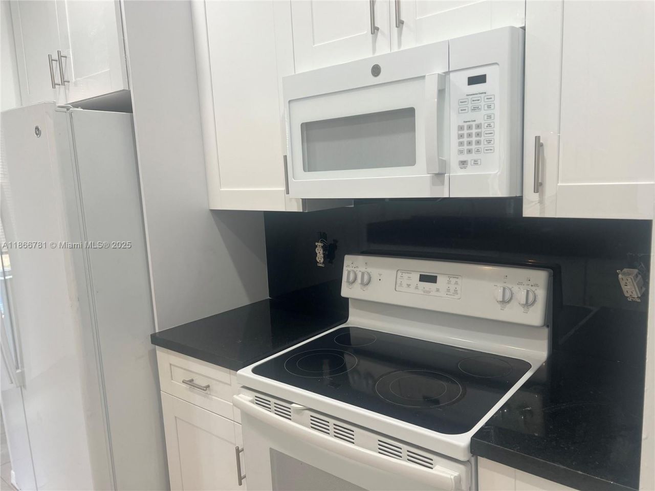 4287 NE 9th St, Homestead, FL 33033 Photo