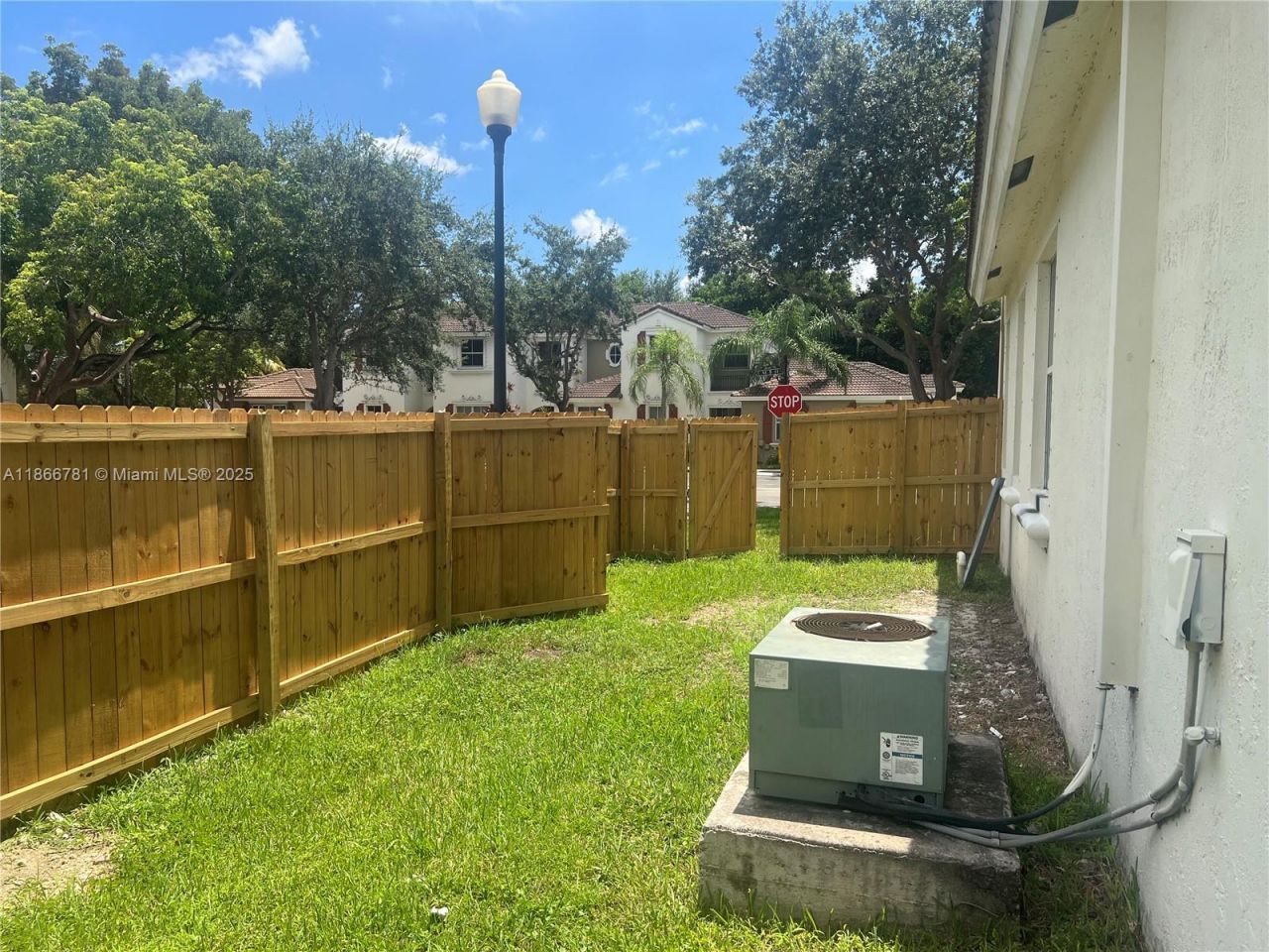 4287 NE 9th St, Homestead, FL 33033 Photo