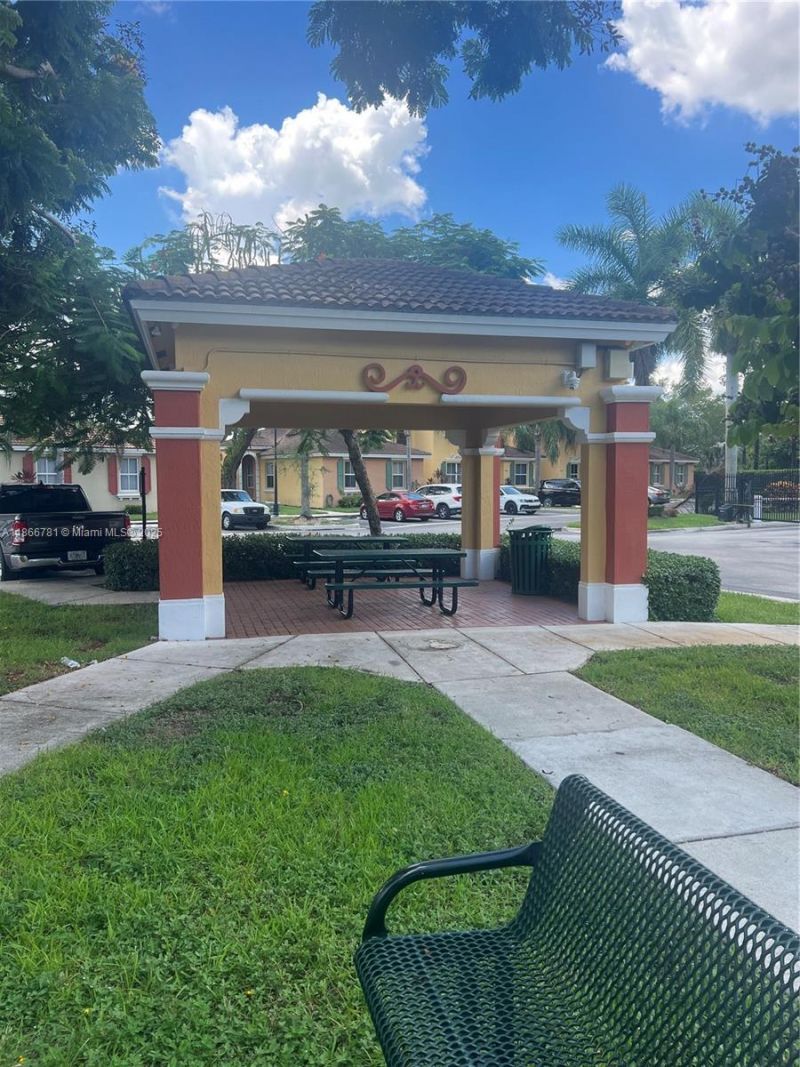 4287 NE 9th St, Homestead, FL 33033 Photo