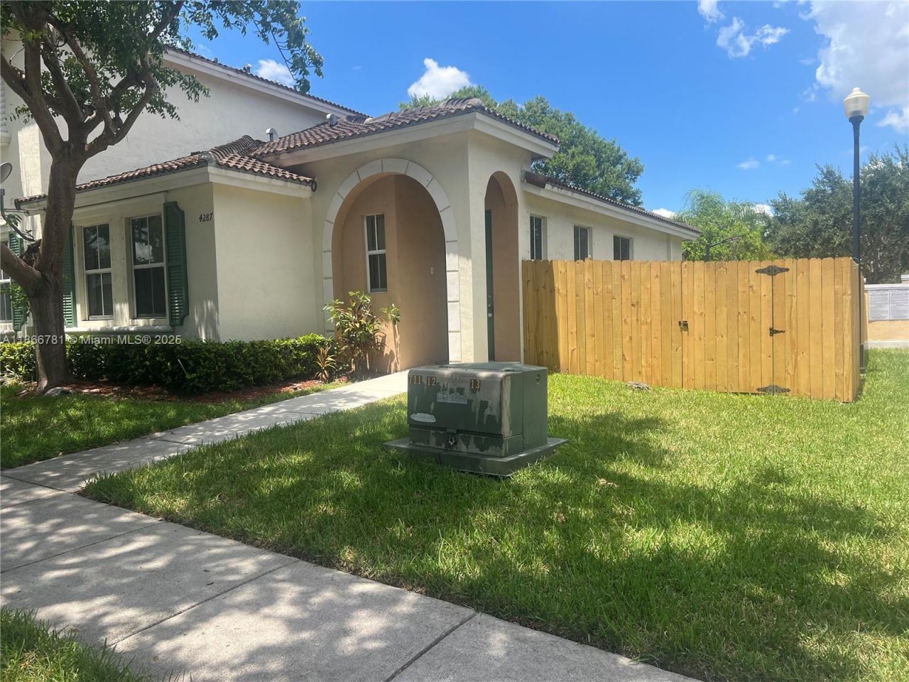 4287 NE 9th St, Homestead, FL 33033 Photo