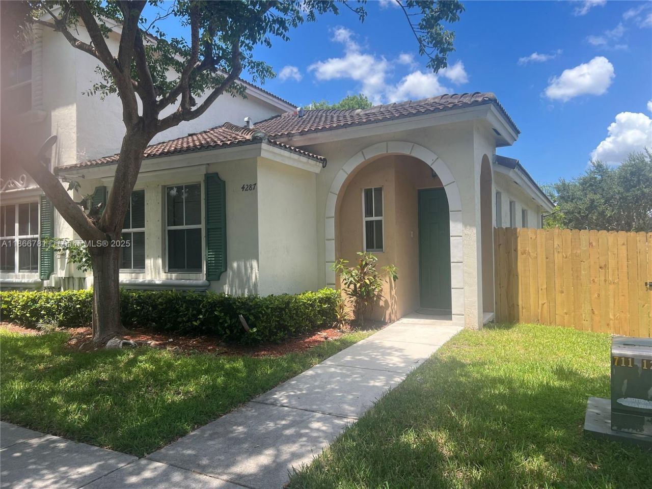 4287 NE 9th St, Homestead, FL 33033 Photo