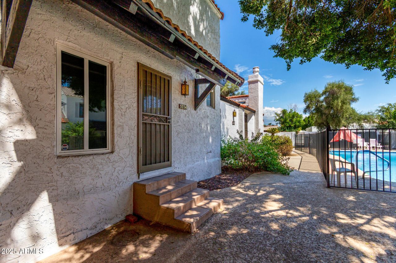 5334 N 3rd Avenue, Phoenix, AZ 85013 Main Photo