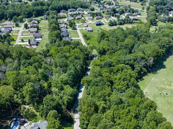 484 S Plantation Dr, Cookeville, TN 38506