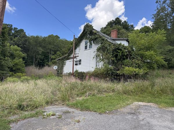 90 View Avenue Ext, Grant Town, WV 26574