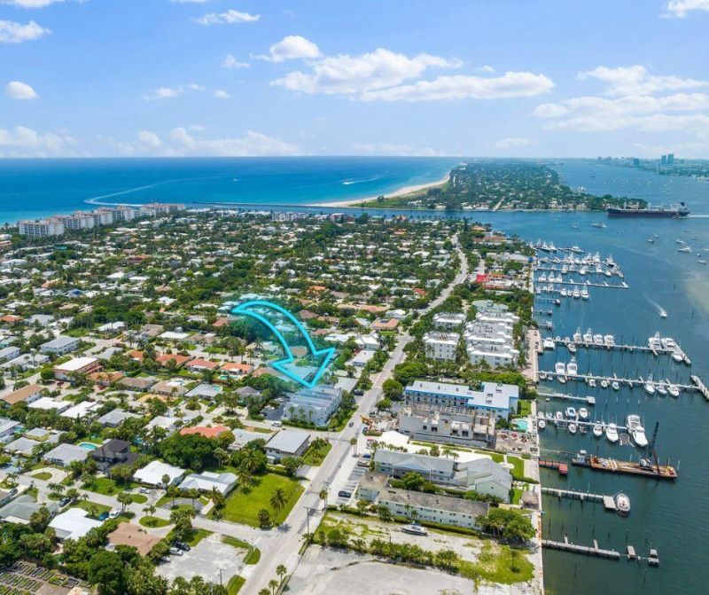 1101 Beach Road, Unit C, Palm Beach Shores, FL 33404 Photo