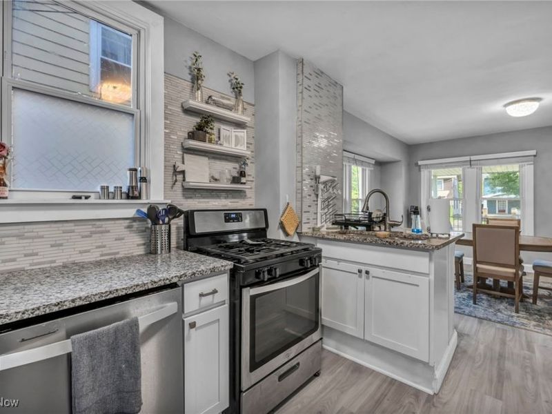 3302 Tullamore Road, Cleveland Heights, OH 44118 Photo 3