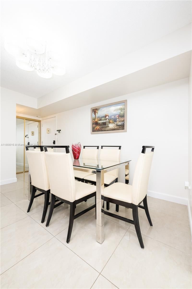 1833 S Ocean Dr, Unit 1007, Hallandale Beach, FL 33009 Photo