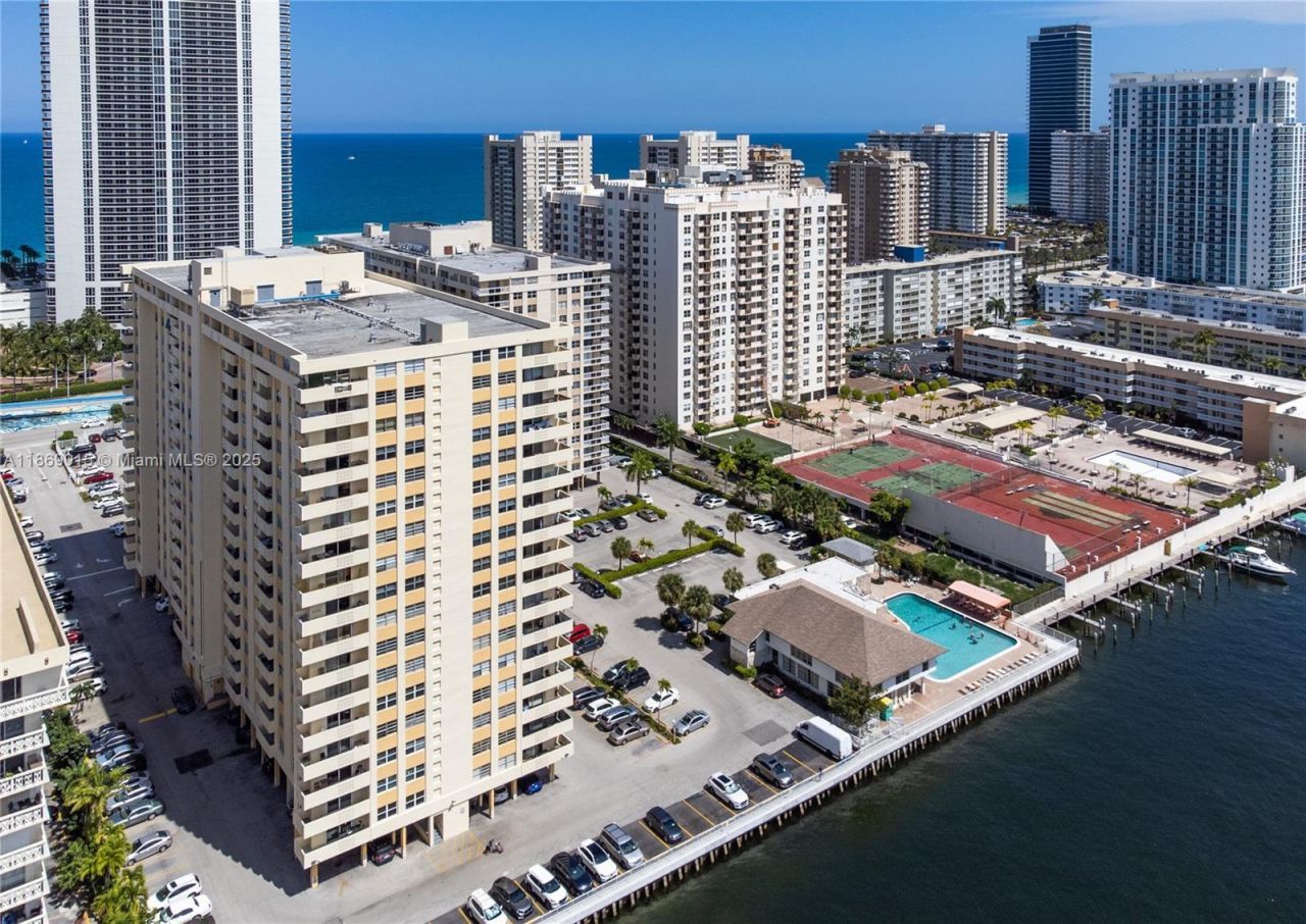 1833 S Ocean Dr, Unit 1007, Hallandale Beach, FL 33009 Photo