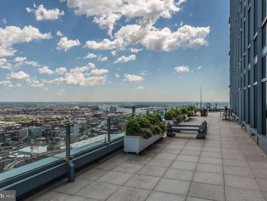 50 S 16th Street, Unit 4604, Philadelphia, PA 19102 Main Photo