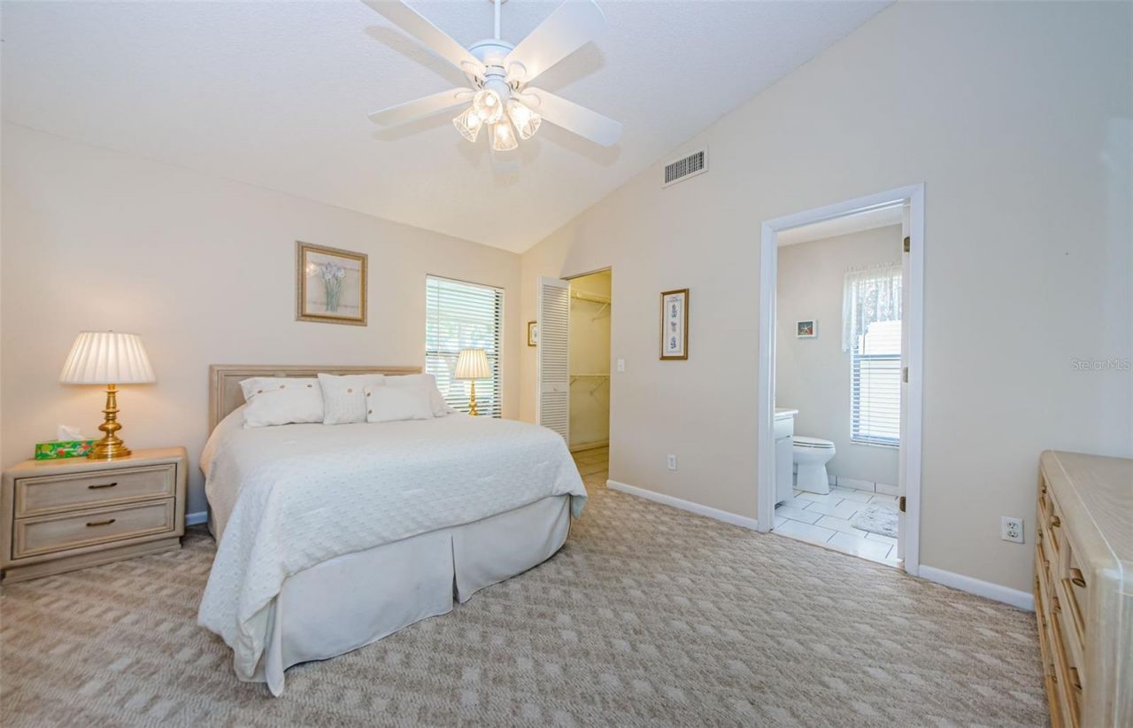 11805 Loblolly Pine Drive, New Port Richey, FL 34654 Photo