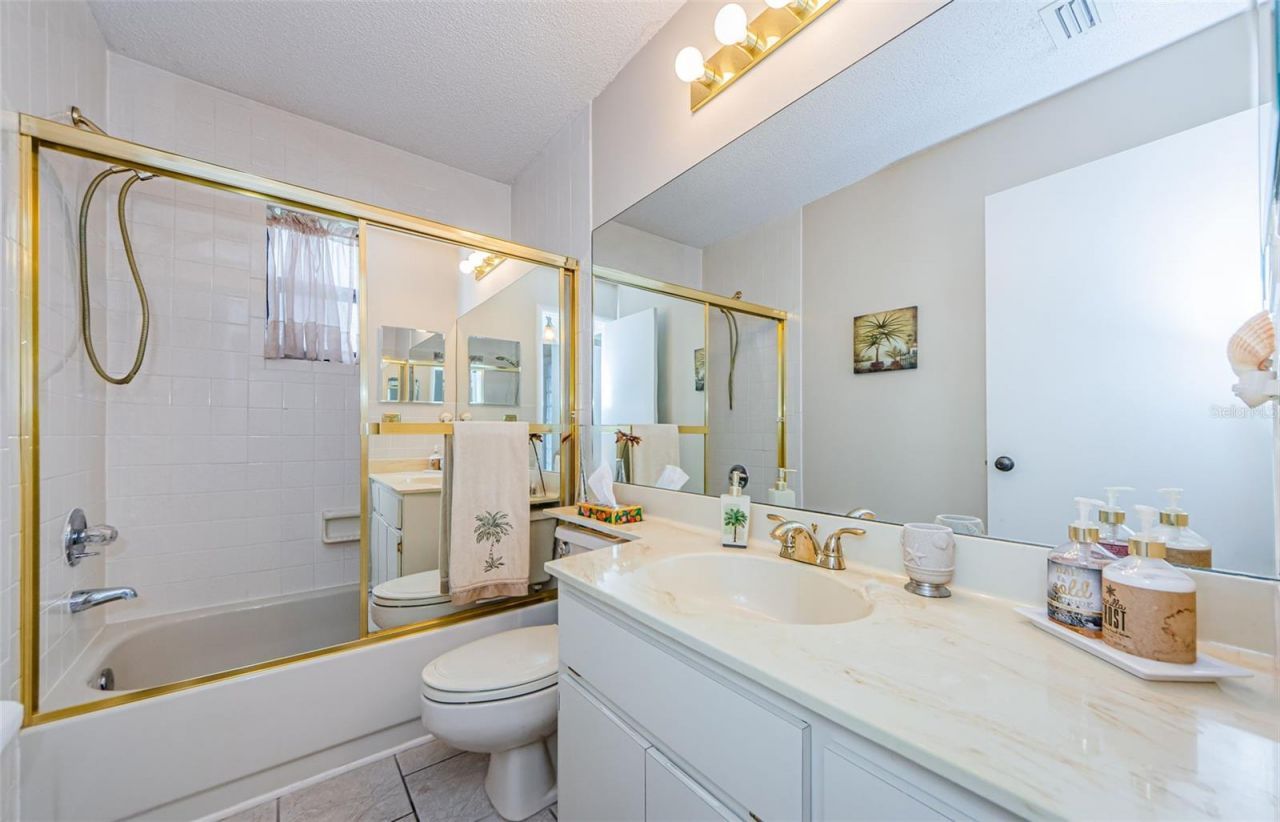 11805 Loblolly Pine Drive, New Port Richey, FL 34654 Photo