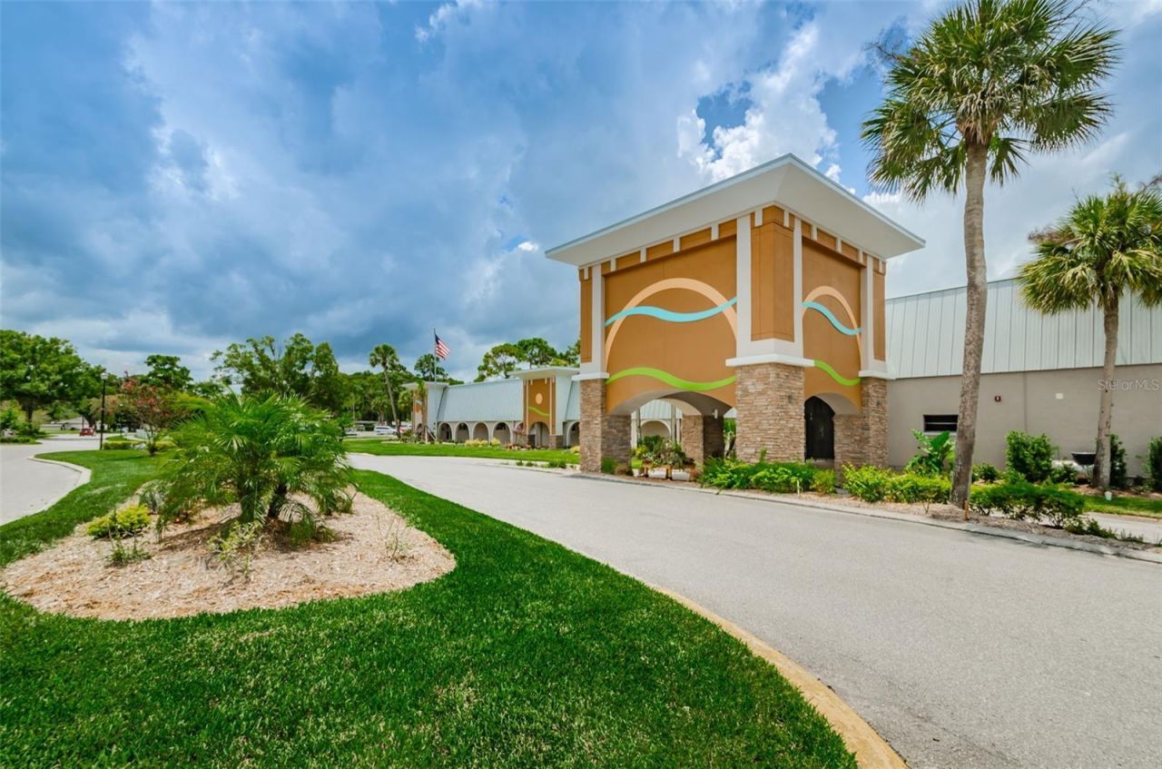 11805 Loblolly Pine Drive, New Port Richey, FL 34654 Photo