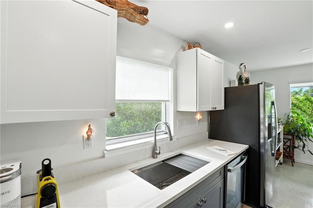 578 14th St N, Naples, FL 34102 Photo