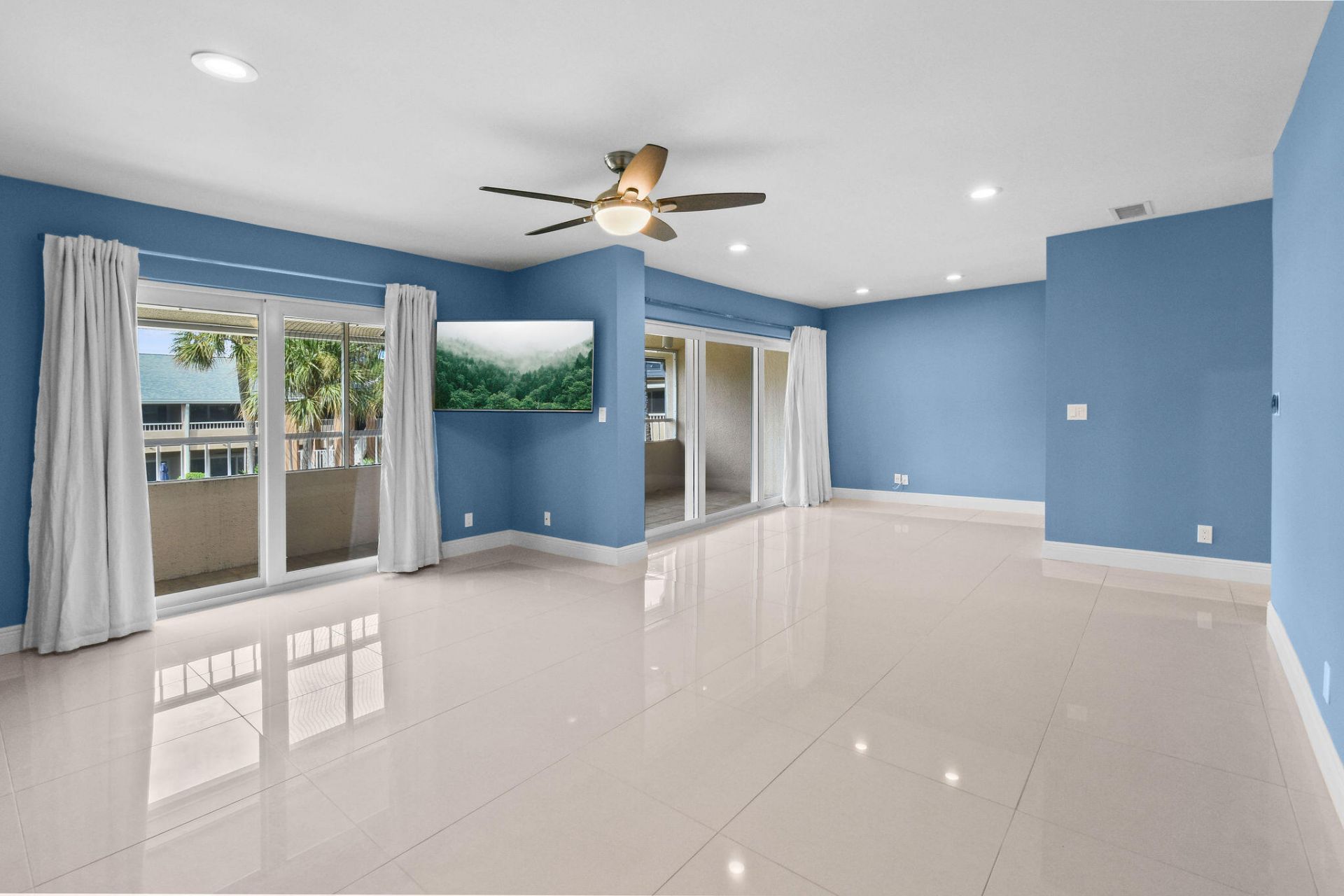 1100 Surf Road, Unit 214, Singer Island, FL 33404 Photo